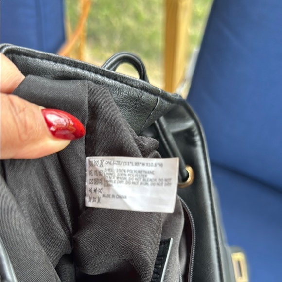 Black Chevron Quilted  Backpack - Picture 6 of 6